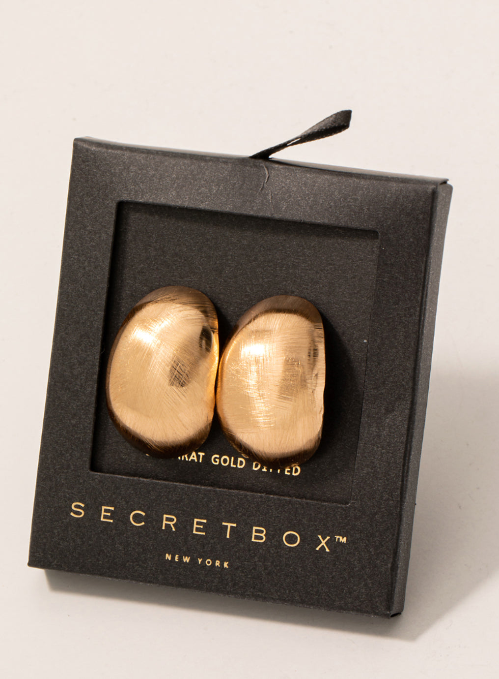 Oval Shield Stud Earrings
