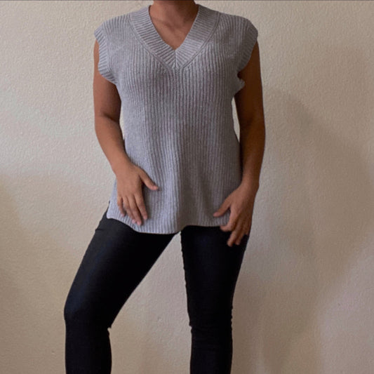 knitted vest